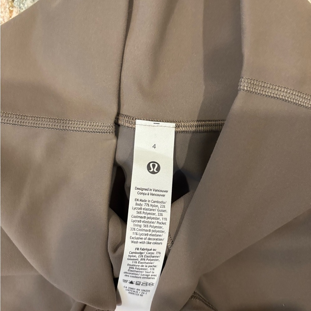 lululemon athletica High-Waist Brown Training Shorts - Picture 4 of 5